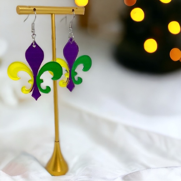 Fleur de Lis Dangle Earrings: Sparkle & Celebrate Mardi Gras in Style! NWT - Picture 2 of 7
